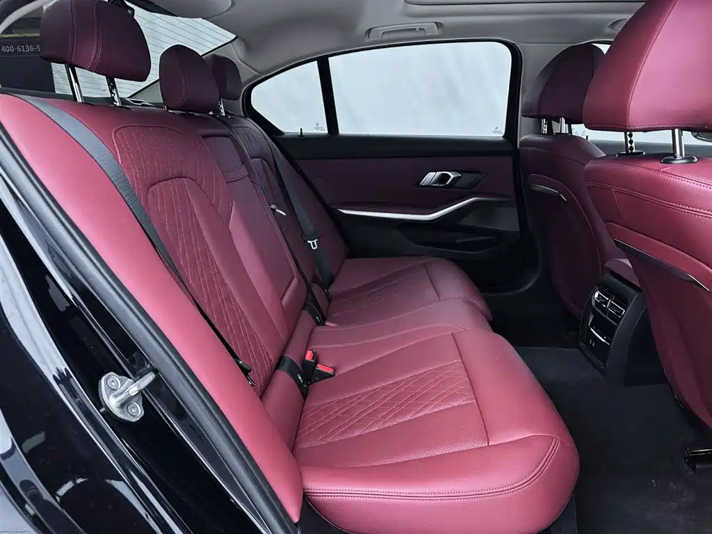 BMW 3 Series 2023 320Li M Sports Package купить на сайте DeffCars