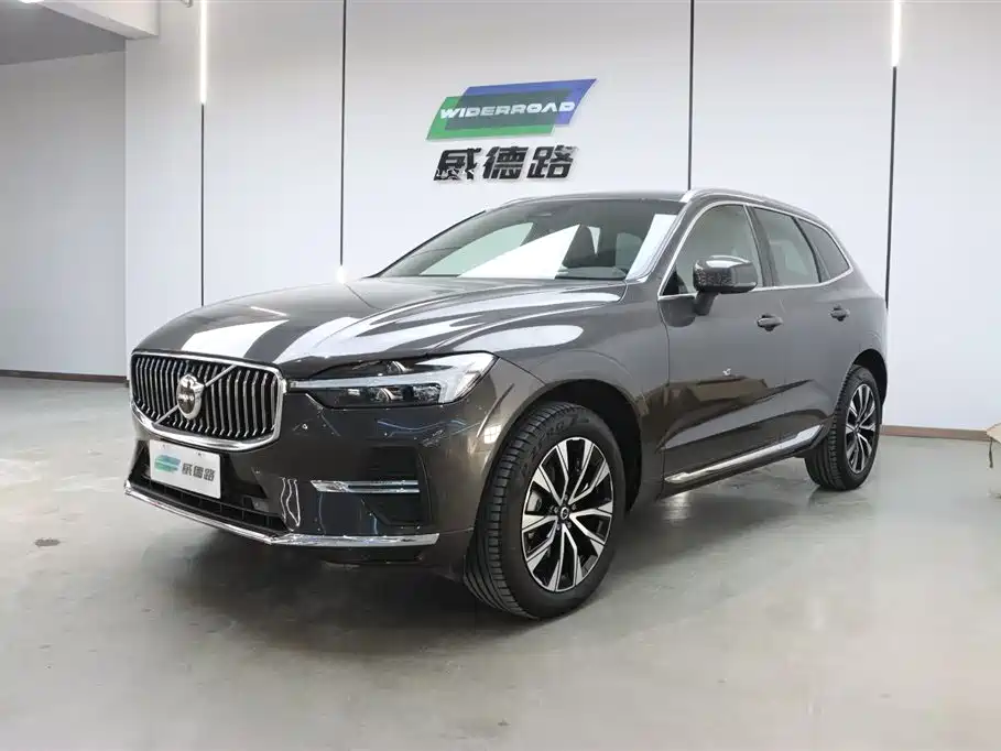 Volvo XC60 2025 B5 four-wheel drive Zhiyuan luxury version купить на сайте DeffCars