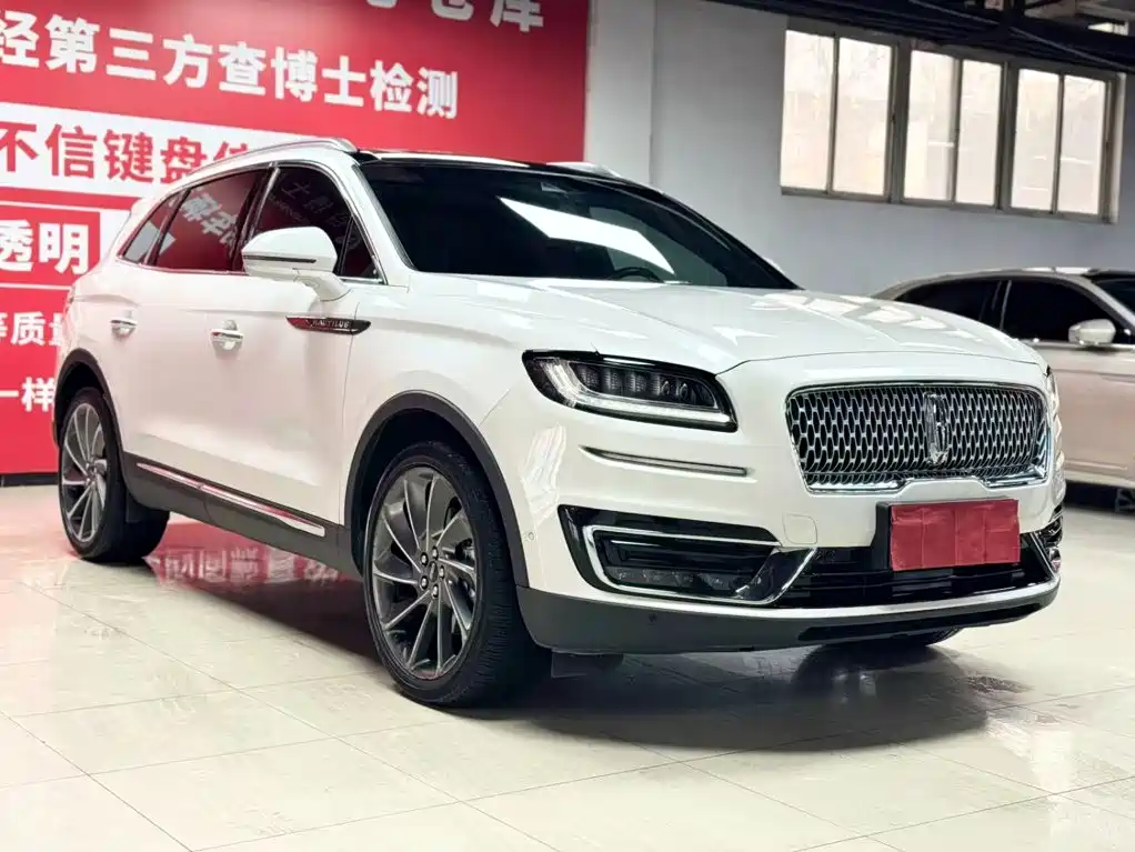 Voyager imported 2020 2.7T four-wheel drive premium version купить на сайте DeffCars