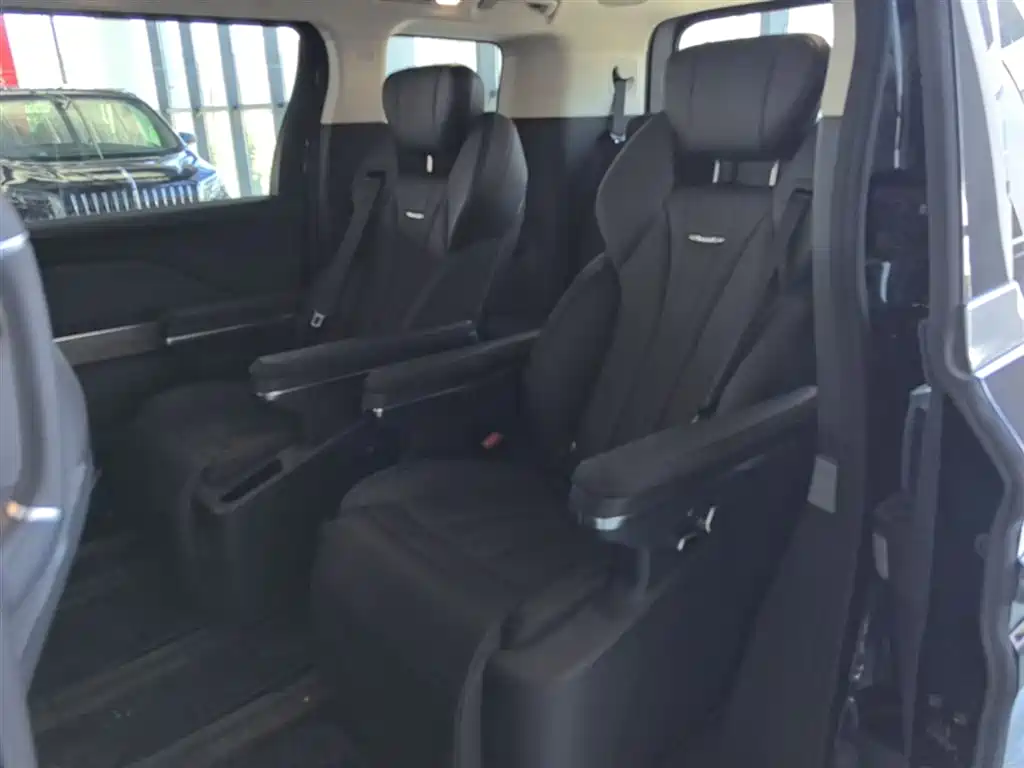 Hongqi HQ9 PHEV 2024 2.0T four-wheel drive business version купить на сайте DeffCars