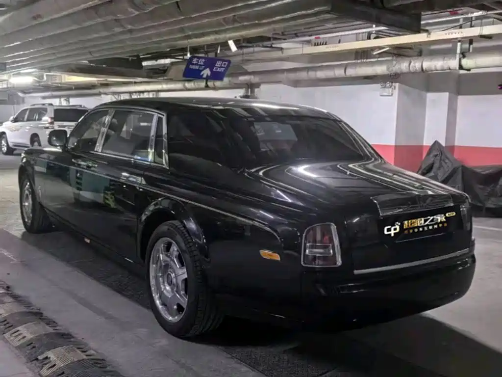 Phantom 2013 6.7L extended version EWB купить на сайте DeffCars