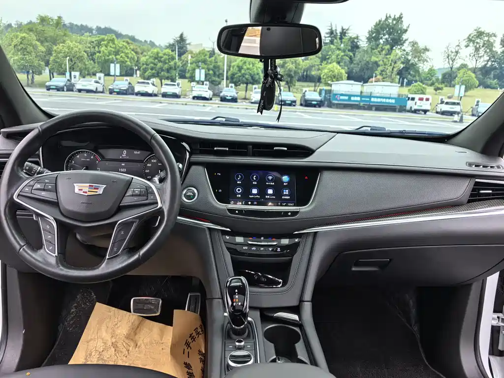 Cadillac XT5 2022 2.0T four-wheel drive luxury model купить на сайте DeffCars