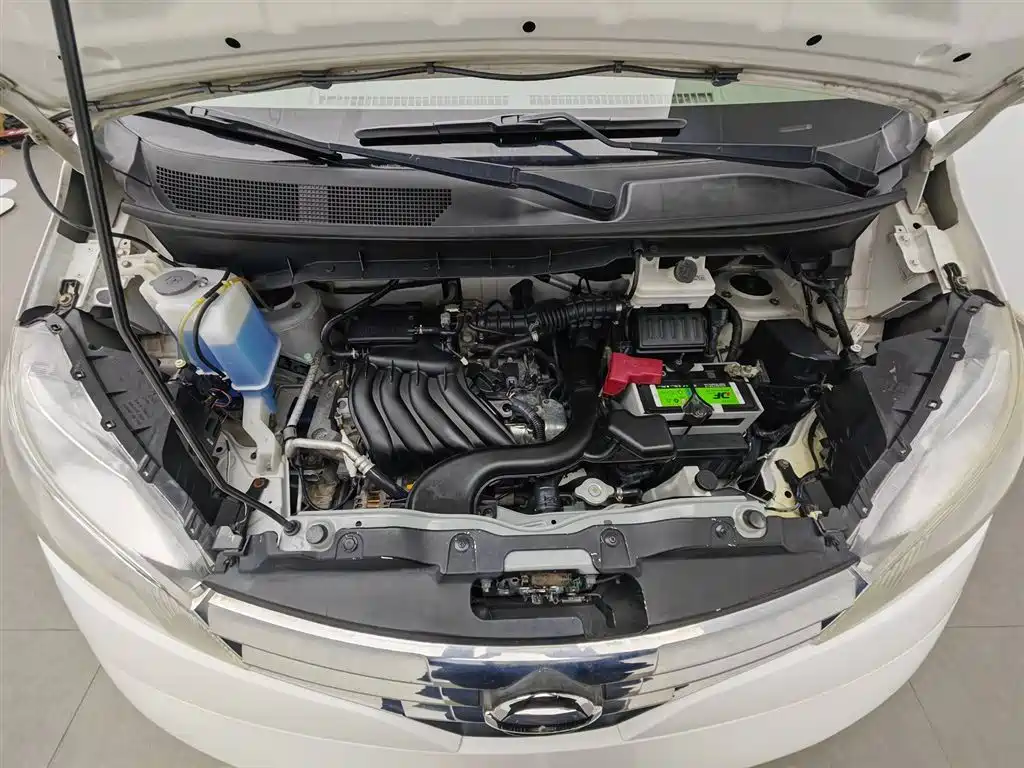 Nissan NV200 2018 1.6L CVT luxury model купить на сайте DeffCars