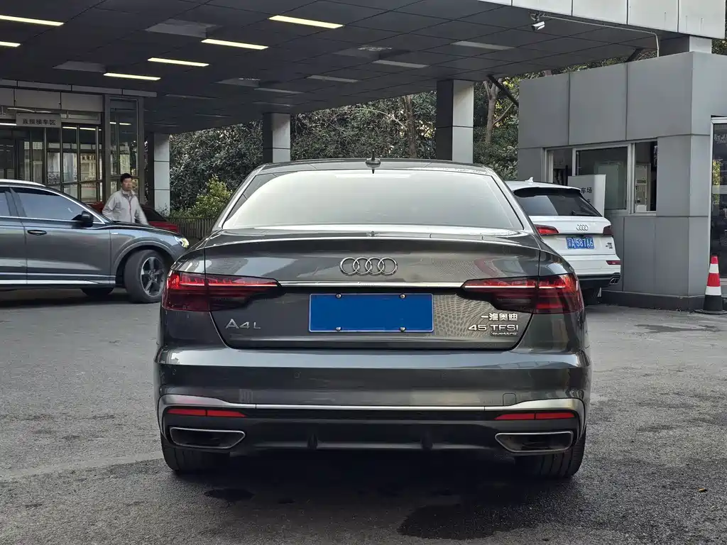 Audi A4L 2020 40 TFSI quattro luxury and dynamic model купить на сайте DeffCars