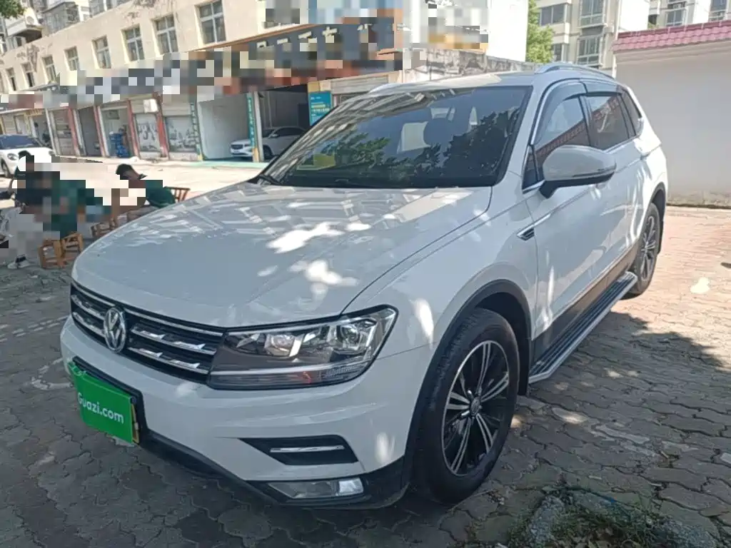 Tiguan L 2020 330TSI automatic two-wheel drive panoramic comfort version National VI купить на сайте DeffCars