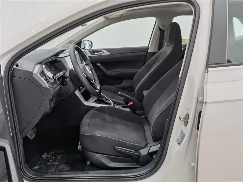 Polo 2019 Plus 1.5L Automatic Panoramic Enjoyment Edition купить на сайте DeffCars
