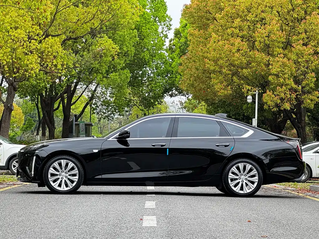 Cadillac CT6 2023 28T luxury model купить на сайте DeffCars