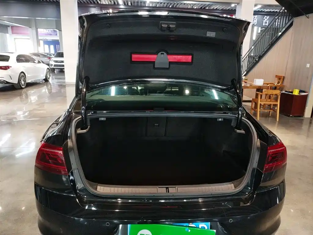 Magotan 2020 330TSI DSG leading model купить на сайте DeffCars