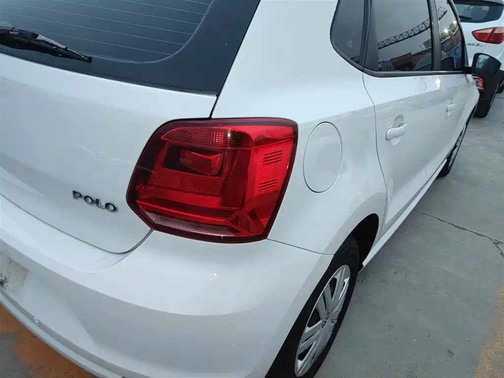 Polo 2016 1.4L automatic fashion model купить на сайте DeffCars