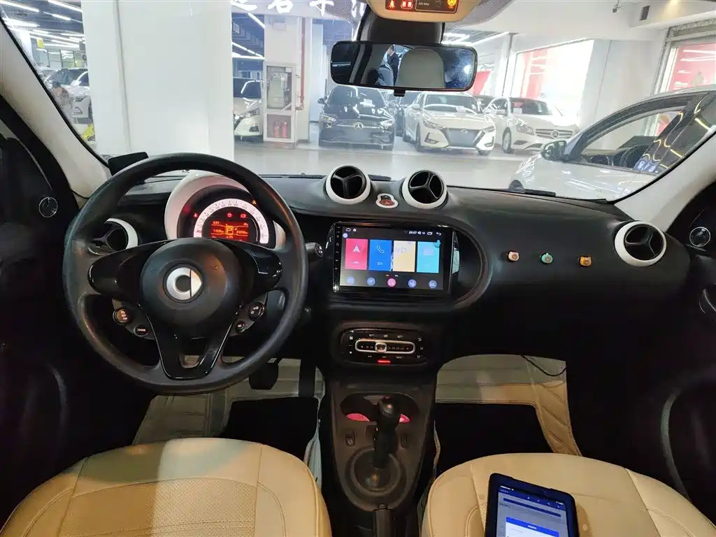 smart forfour 2018 1.0L 52kW smart version купить на сайте DeffCars