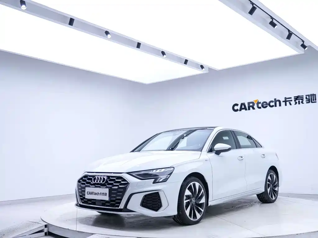 Audi A3 2024 A3L Limousine 35 TFSI Fashionable and Sporty купить на сайте DeffCars