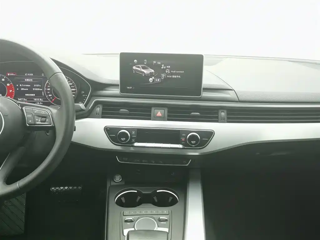 Audi A4L 2019 40 TFSI Fashion Type National VI купить на сайте DeffCars