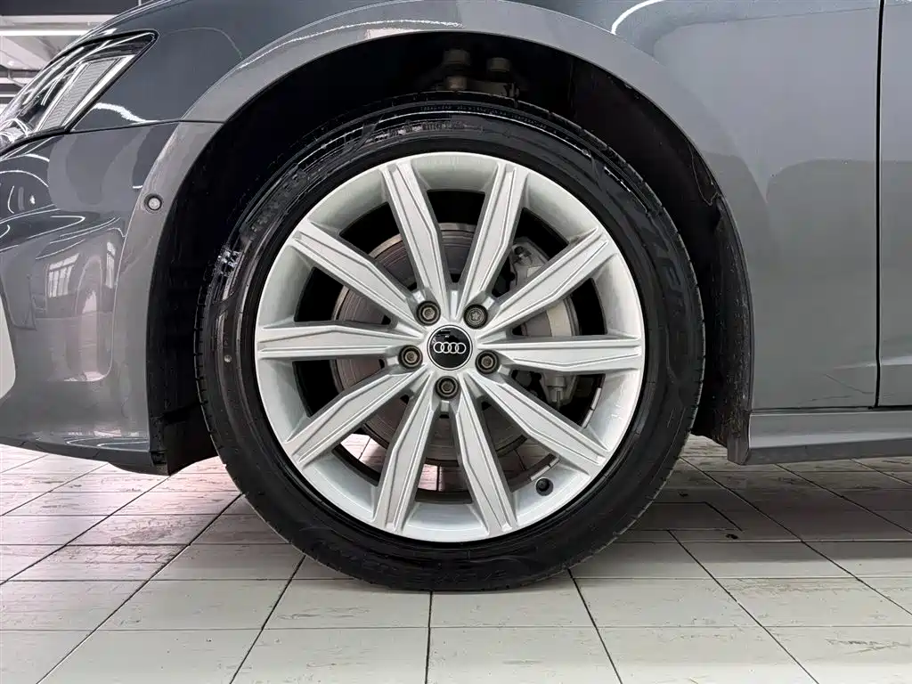 Audi A6L 2024 45 TFSI Premium Dynamic Model купить на сайте DeffCars