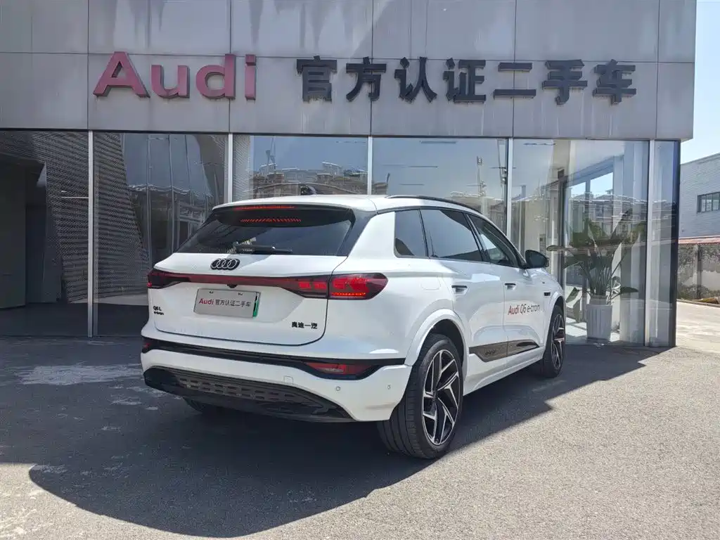 Audi Q6L e-tron 2026 first pilot version купить на сайте DeffCars