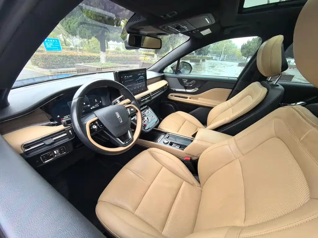 Adventurer 2022 2.0T Two-wheel drive Premium Edition купить на сайте DeffCars