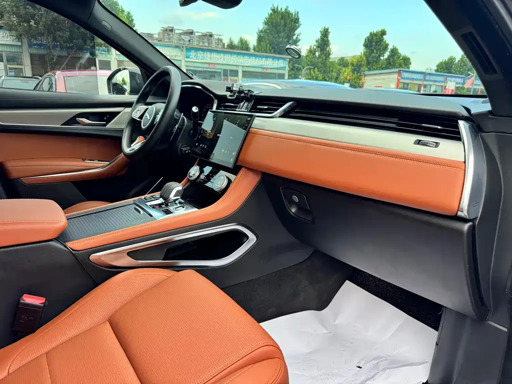 Jaguar F-PACE 2024 P250 R-Dynamic SE купить на сайте DeffCars