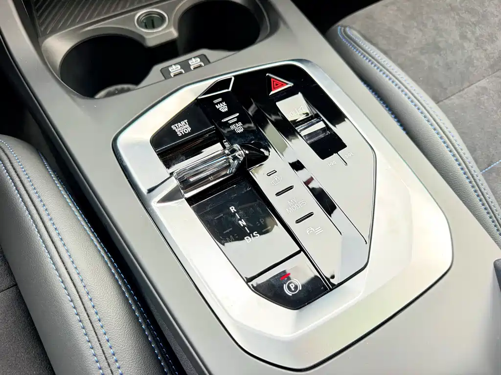 BMW M235L 2025 M235L купить на сайте DeffCars