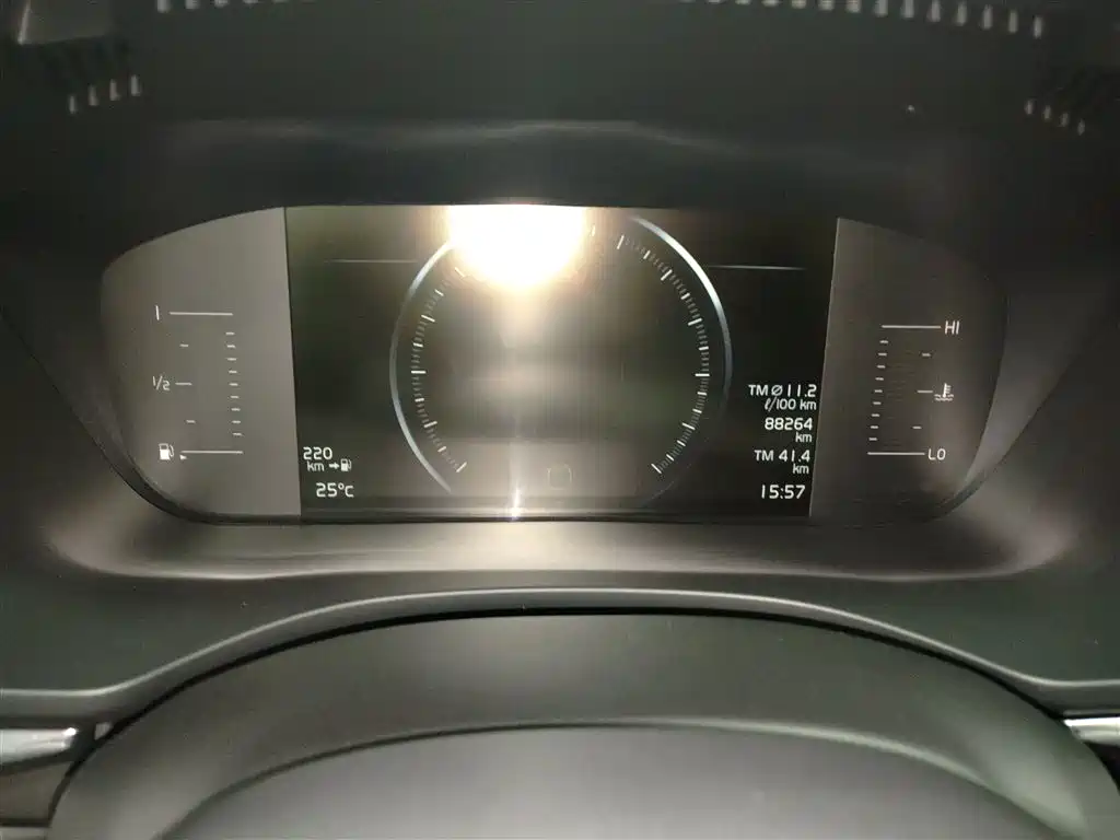 Volvo XC60 2021 T5 four-wheel drive Zhiyi Luxury Edition купить на сайте DeffCars