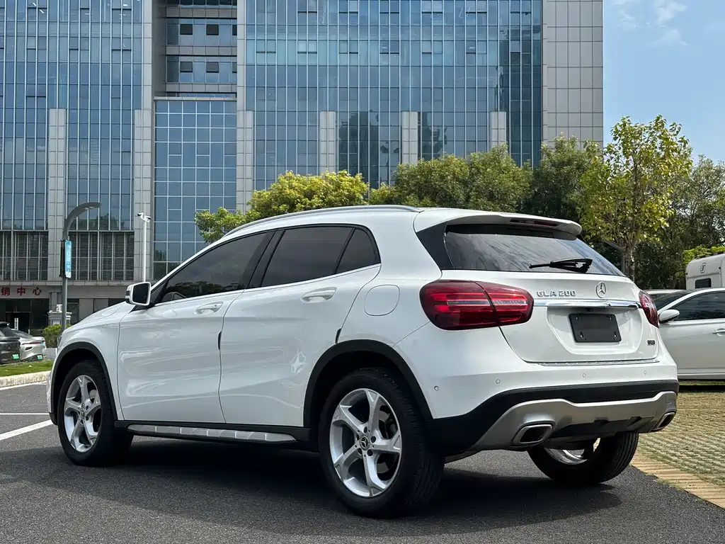 Mercedes-Benz GLA 2019 GLA 200 Dynamic купить на сайте DeffCars