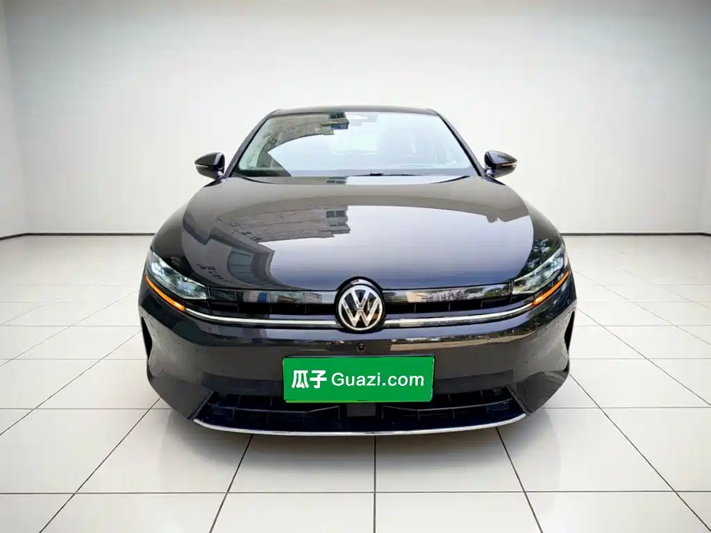 Sagitar 2026 L 300TSI DSG luxury model купить на сайте DeffCars