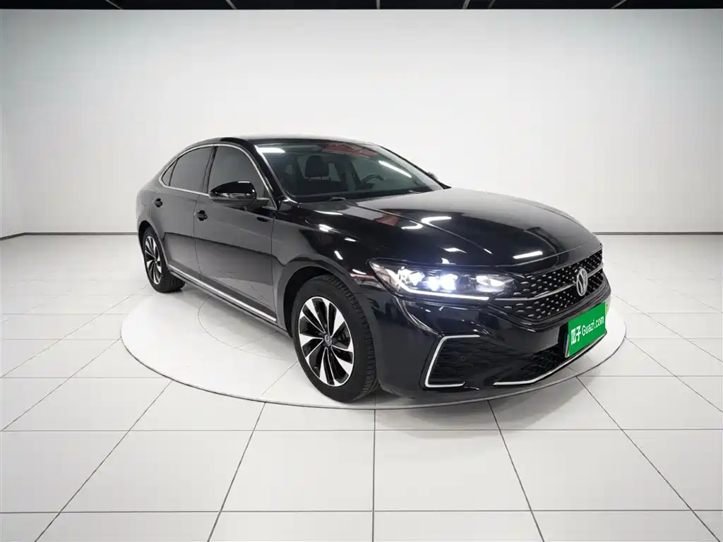 Passat 2023 330TSI Starry Sky Elite Edition купить на сайте DeffCars