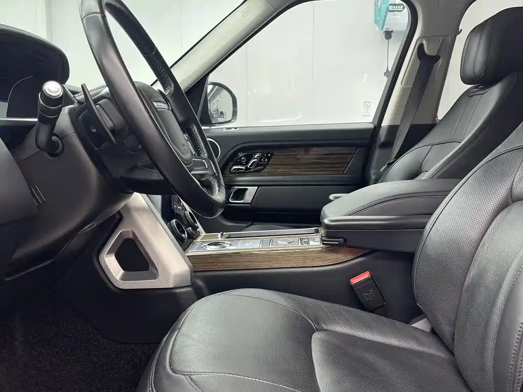 Range Rover 2018 3.0 SC V6 Vogue Edition купить на сайте DeffCars