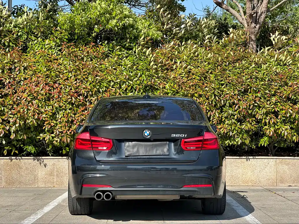 BMW 3 Series 2018 320i M Sports Package купить на сайте DeffCars