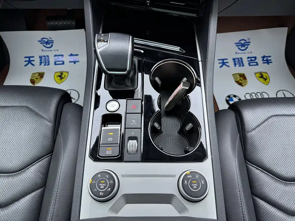 Touareg 2022 3.0TSI Ruixiang Edition Obsidian Sports Package купить на сайте DeffCars