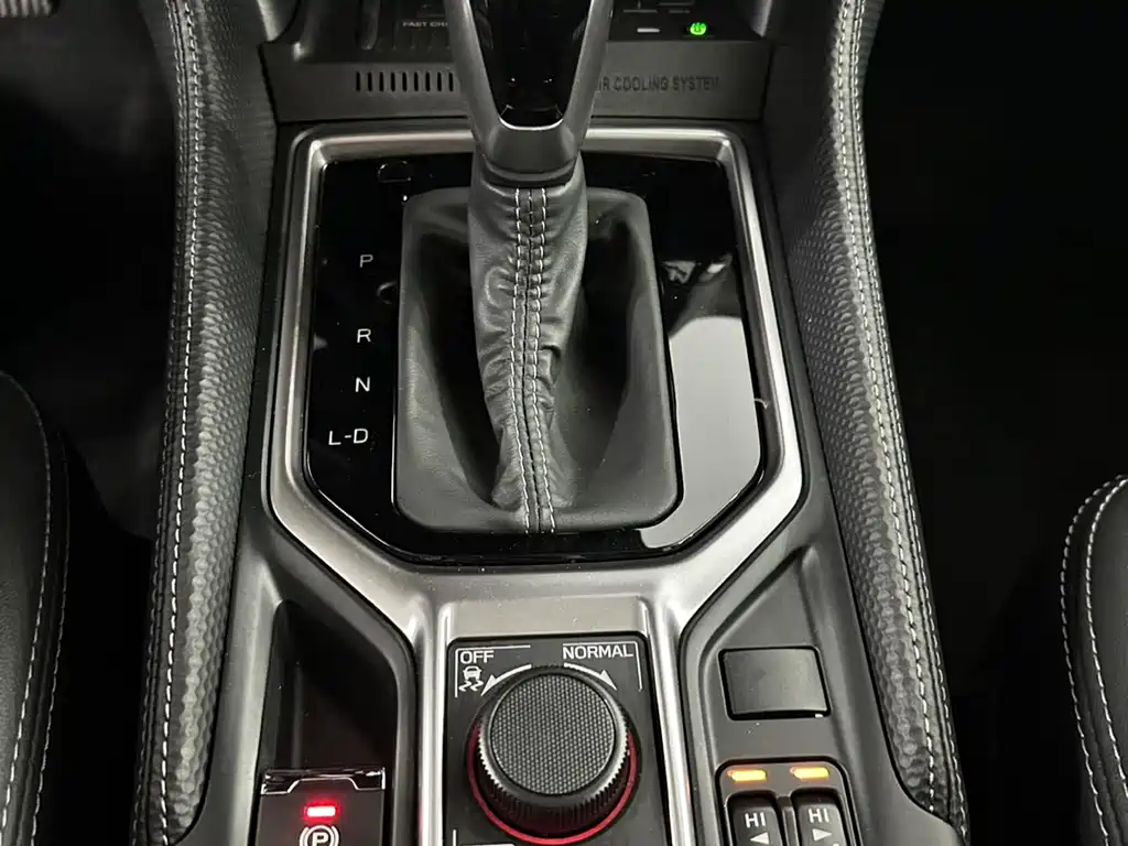 Forester 2022 2.0i AWD Deluxe Edition EyeSight купить на сайте DeffCars