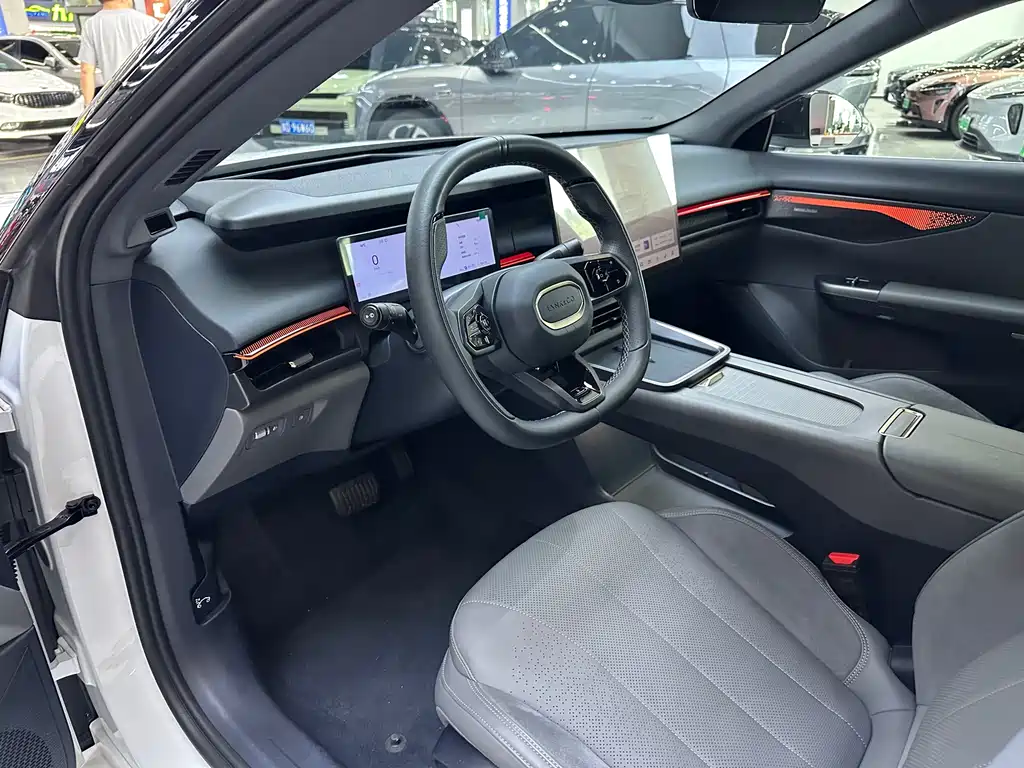 Lynk & Co 07 EM-P 2024 EM-P 126 long-range smart driving Ultra купить на сайте DeffCars