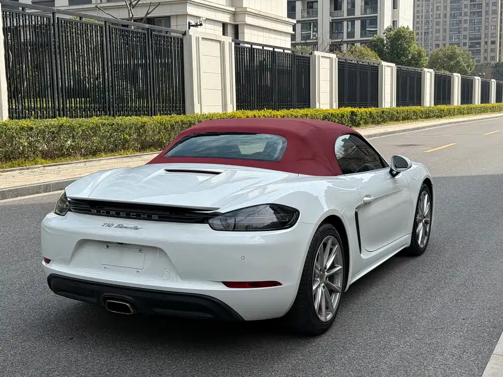 Porsche 718 2018 Boxster 2.0T купить на сайте DeffCars