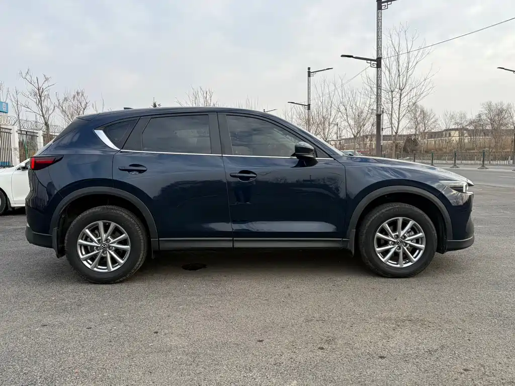 Mazda CX-5 2022 2.0L automatic two-wheel drive smart model купить на сайте DeffCars