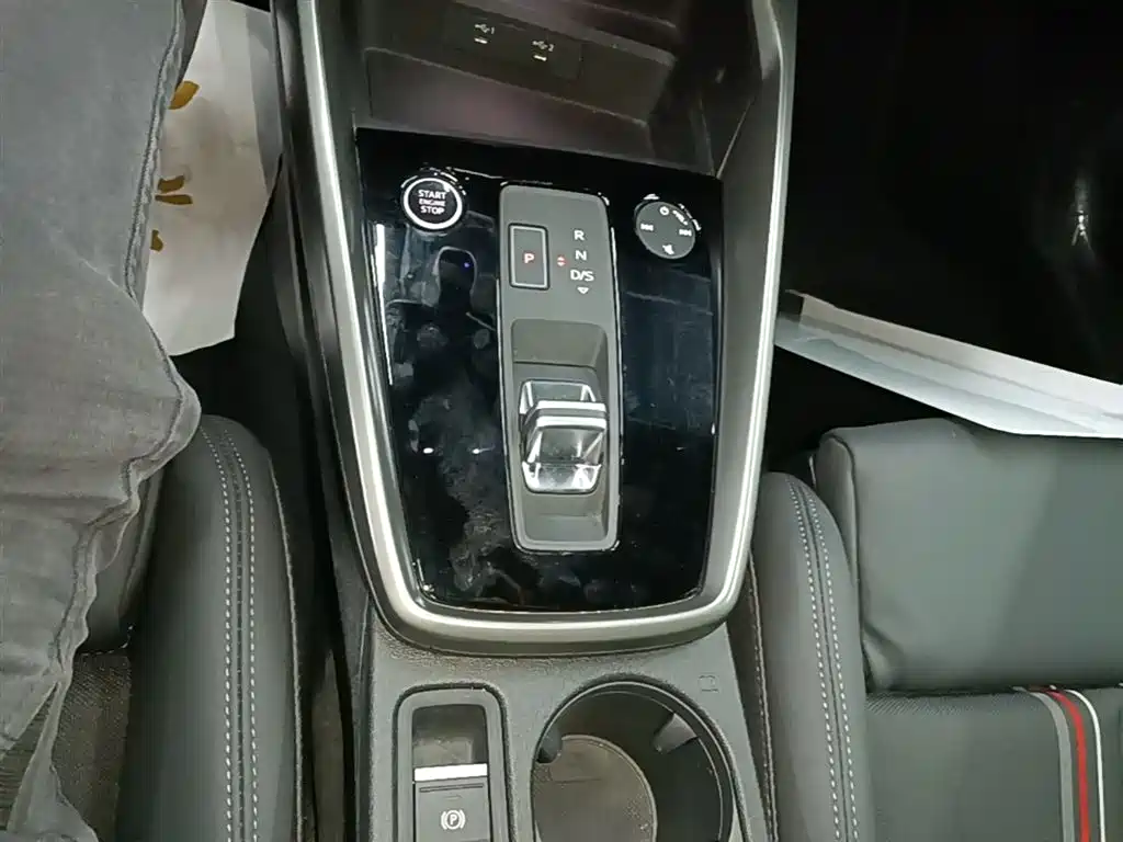 Audi A3 2024 Sportback 35 TFSI stylish and sporty купить на сайте DeffCars