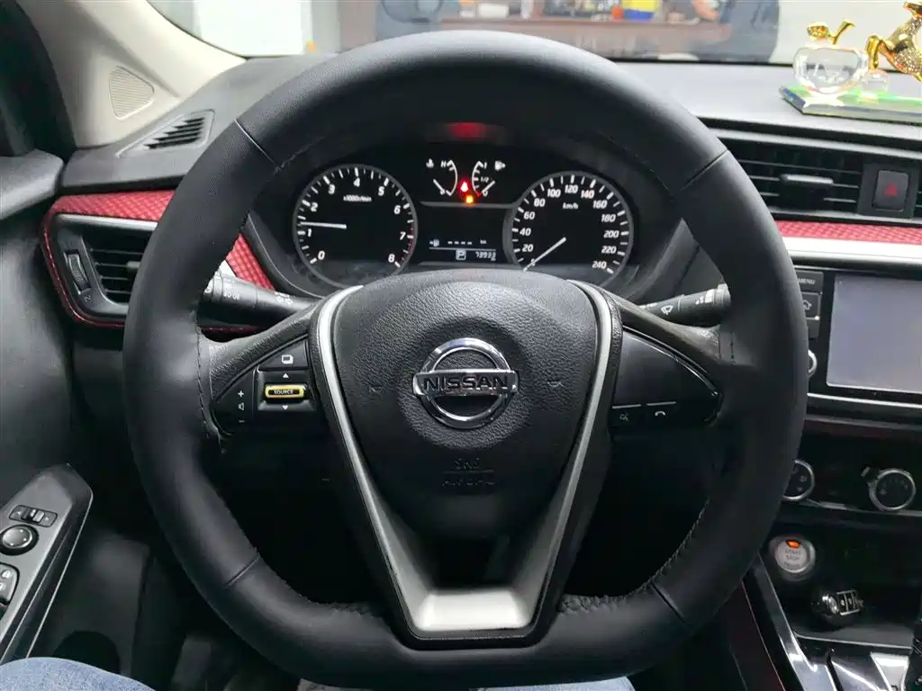 Blue Bird 2016 1.6L CVT Smart Edition купить на сайте DeffCars