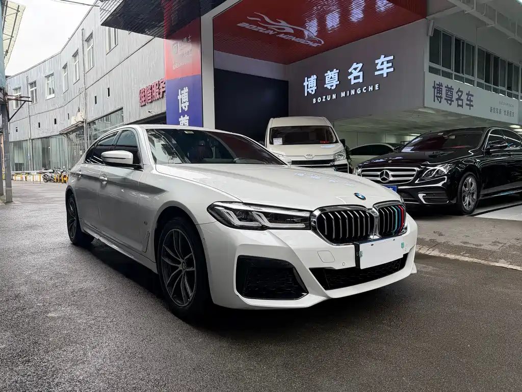 BMW 5 Series 2021 525Li M Sports Package купить на сайте DeffCars