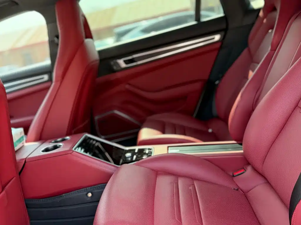 Panamera 2023 Panamera Executive Extended Platinum Edition 2.9T купить на сайте DeffCars