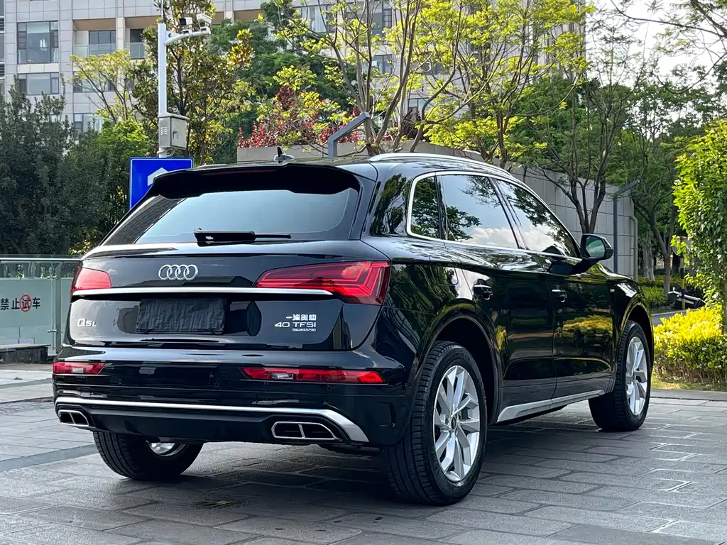 Audi Q5L 2022 40T luxury and dynamic model купить на сайте DeffCars