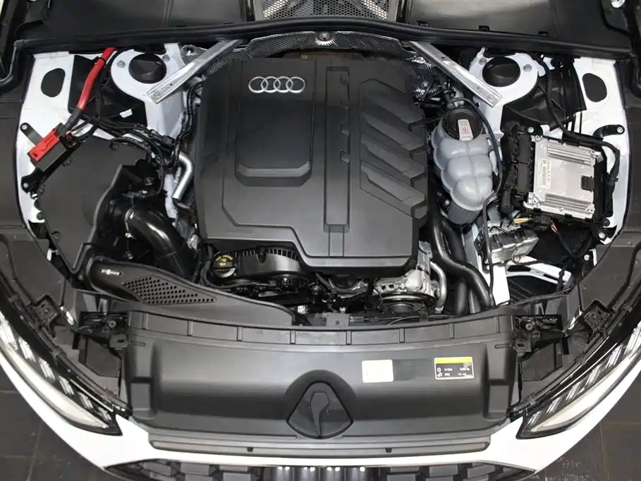 Audi A4L 2024 40 TFSI Fashionable and Dynamic купить на сайте DeffCars