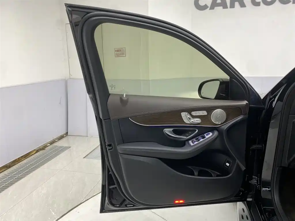 Mercedes-Benz GLC 2022 facelift GLC 300 L 4MATIC Dynamic Edition купить на сайте DeffCars