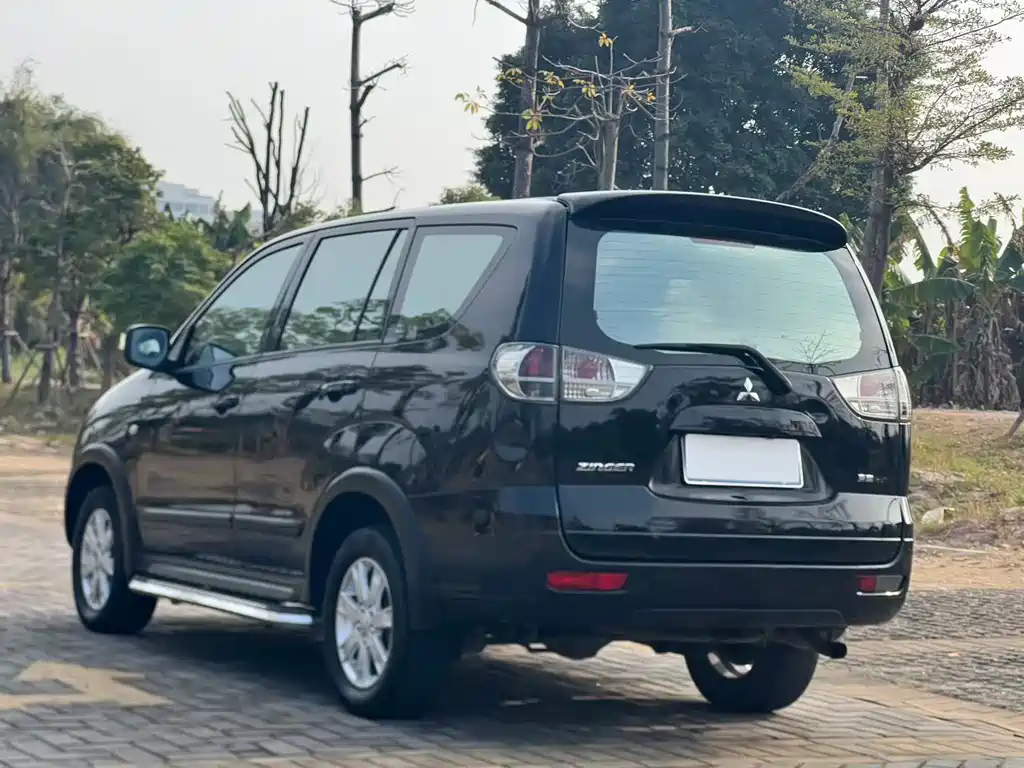 Junge 2011 2.0L manual transmission luxury model купить на сайте DeffCars