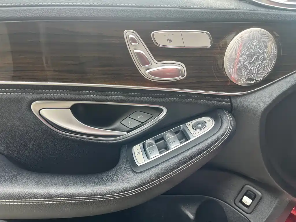 Mercedes-Benz C-Class 2015 facelift C 200 L купить на сайте DeffCars