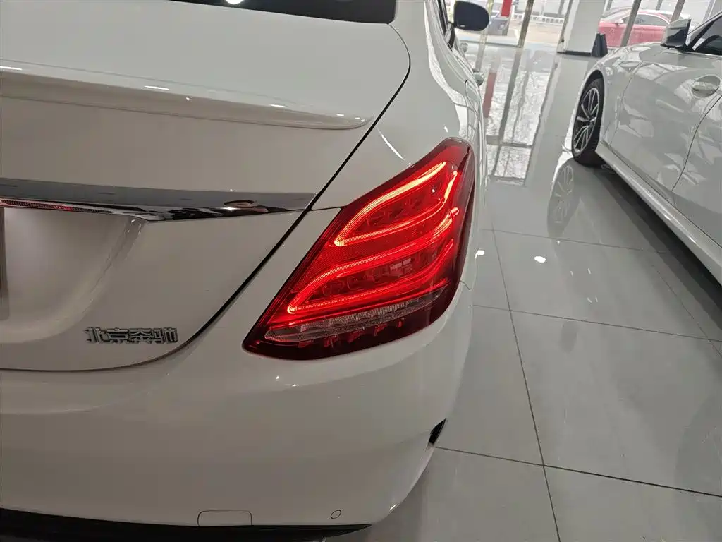 Mercedes-Benz C-Class 2017 C 200 Sports Edition купить на сайте DeffCars