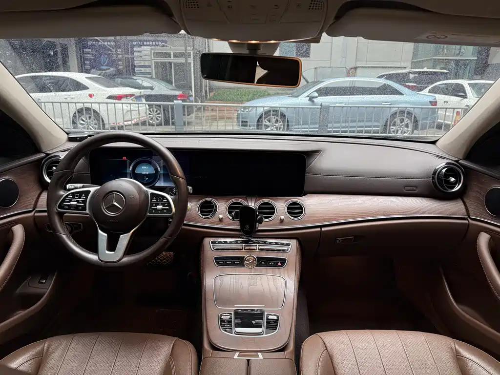 Mercedes-Benz E-Class 2020 facelift E 300 L fashionable model купить на сайте DeffCars