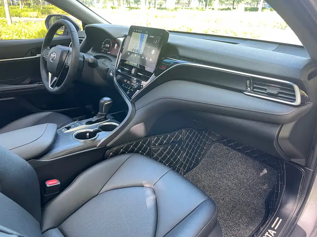 Camry 2021 2.5G Deluxe Edition купить на сайте DeffCars