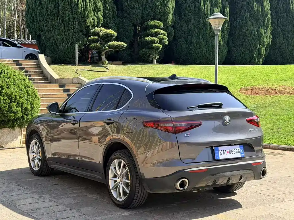 Stelvio 2020 2.0T 280HP Deluxe Edition купить на сайте DeffCars