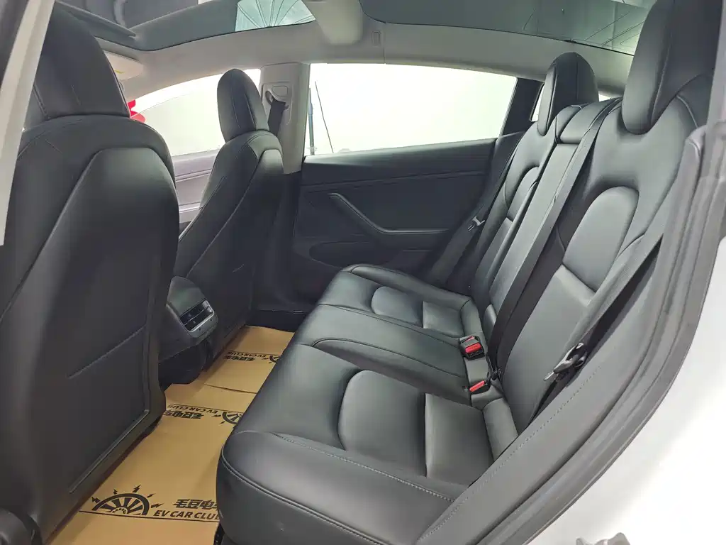 Model 3 imported 2019 long range rear drive version купить на сайте DeffCars
