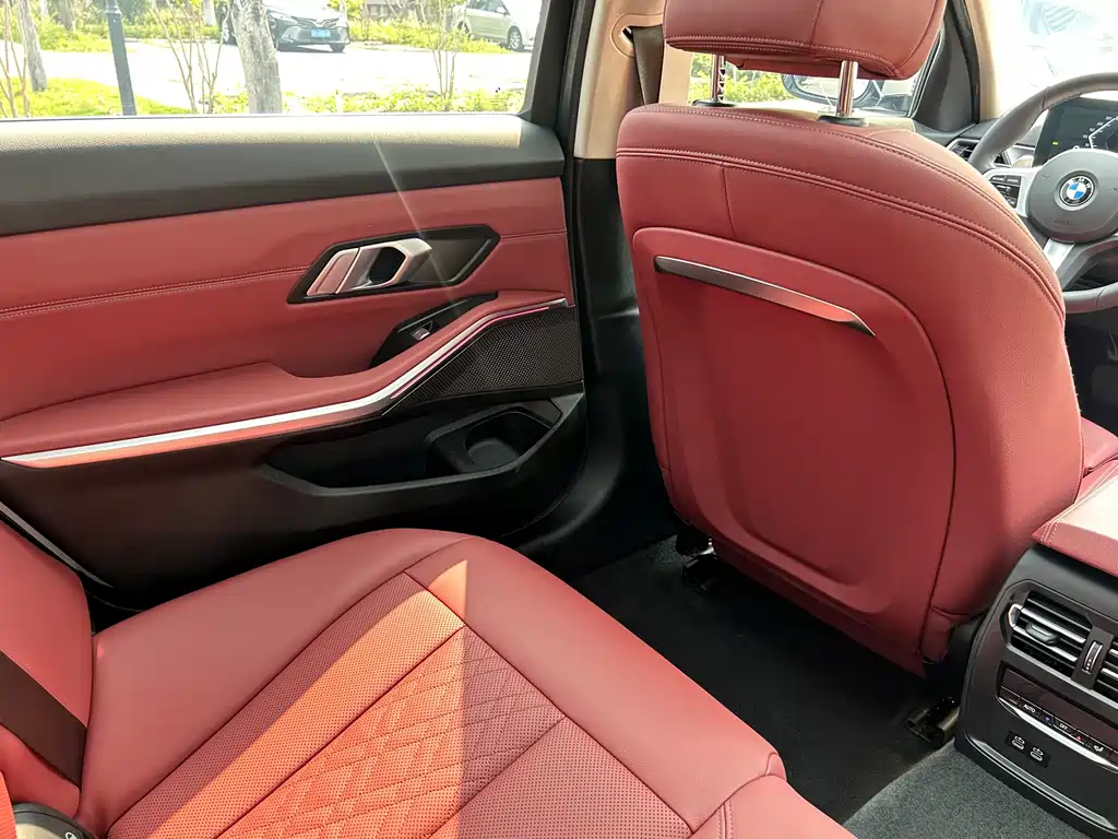 BMW 3 Series 2024 325Li M Sports Package купить на сайте DeffCars