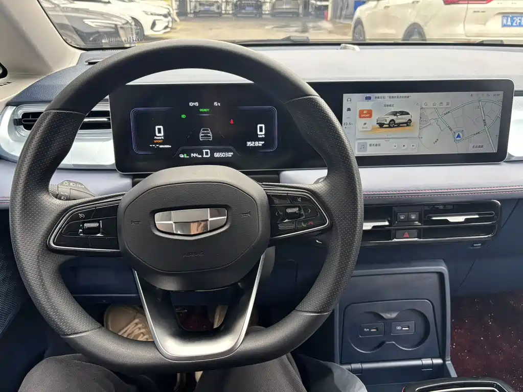 Geely Geometry E Firefly 2022 model 401KM Linglong Tiger 4 seats купить на сайте DeffCars
