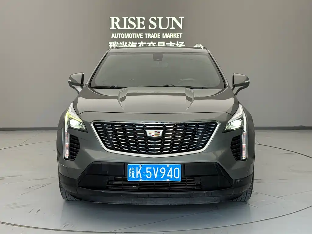 Cadillac XT4 2018 28T two-wheel drive technology купить на сайте DeffCars