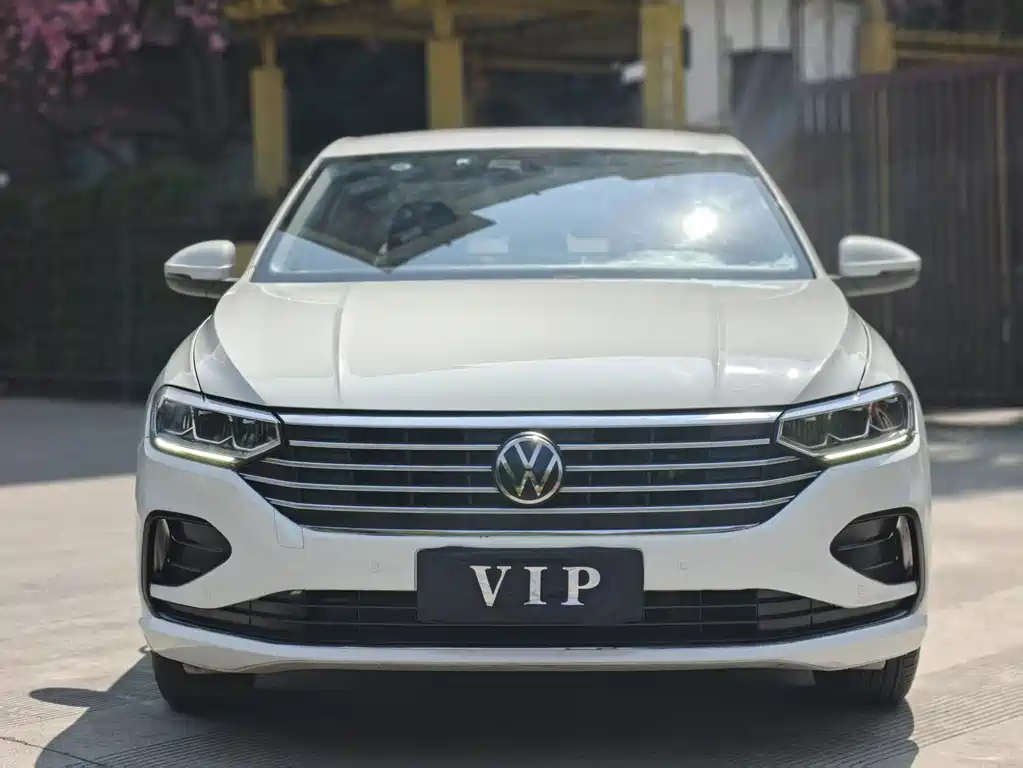 Lavida 2024 1.5L automatic Deyi version купить на сайте DeffCars